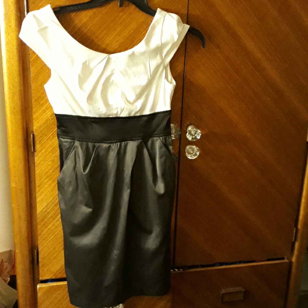 Trixxi Clothing Company Size 3 Dress